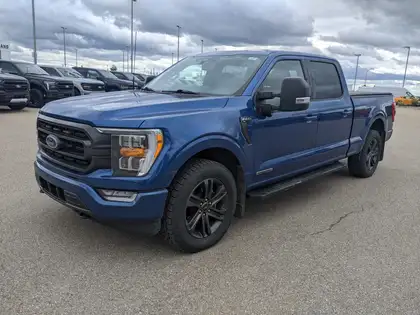 Blue 2022 Ford F-150 XLT SuperCrew LB 4WD Pickup Truck Four-Wheel Drive Automatic
