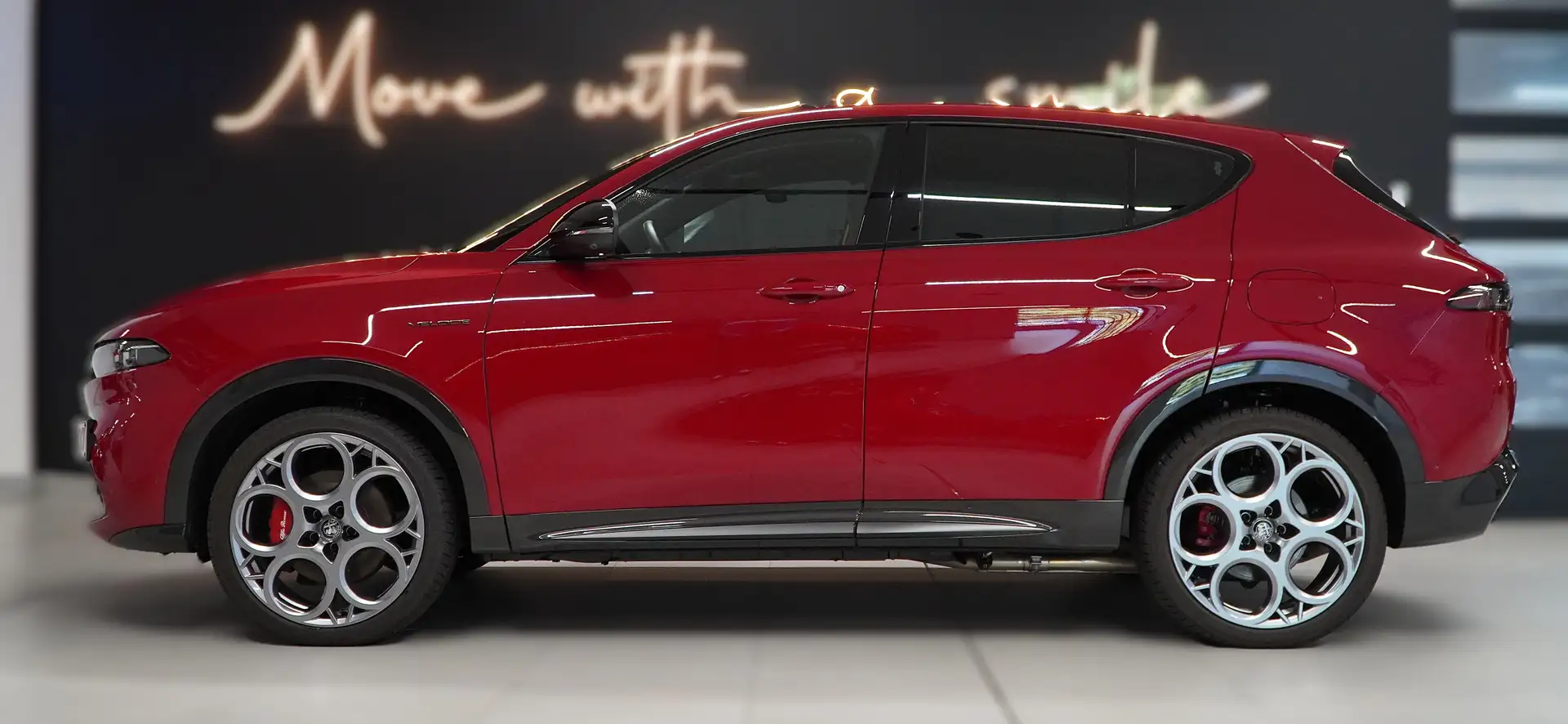 Alfa Romeo Tonale Tonale Plug-In-Hybrid Veloce Rood - 2