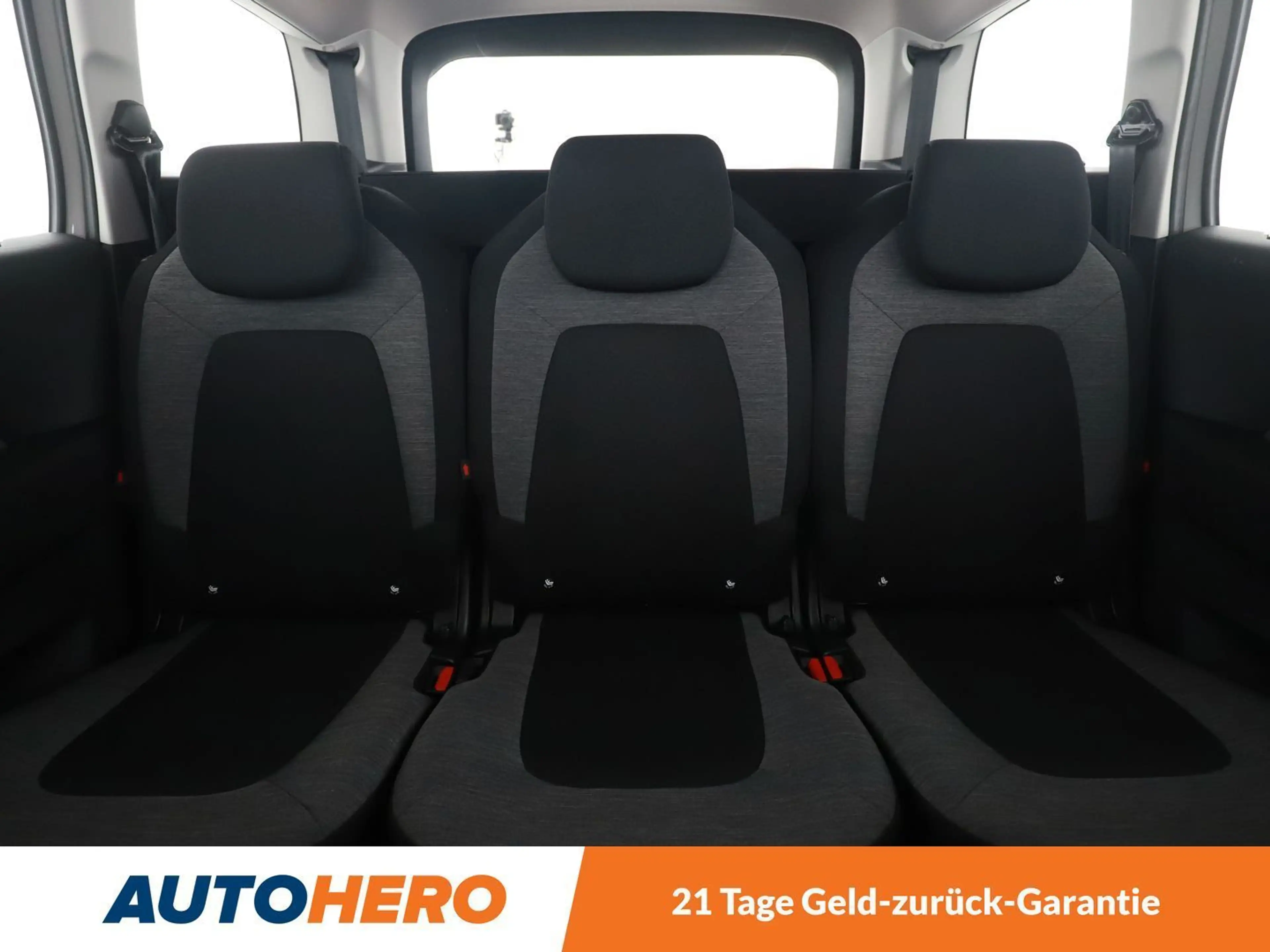 Citroen C4 Picasso 1.6 Blue-HDi Feel Edition *TOT*CAM*NAVI*7-SITZER* — photo 15