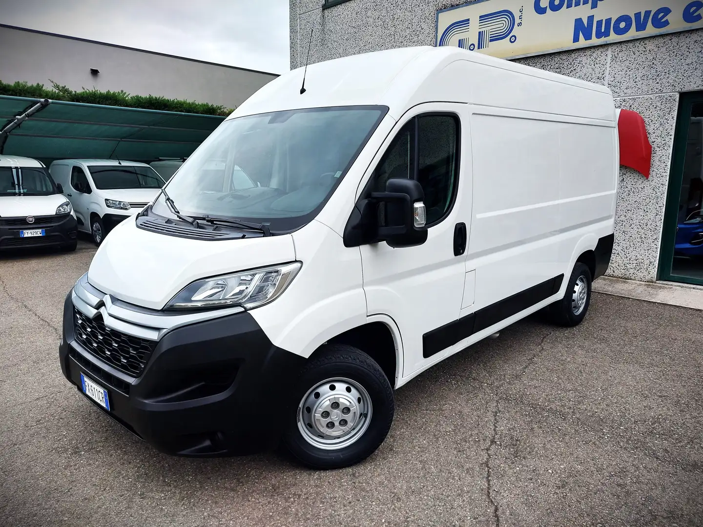 Fiat Ducato 2.0 HDI 130 CV PASSO MEDIO TETTO ALTO Blanc - 1