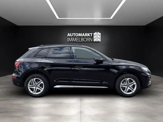 Audi Q5 view 6