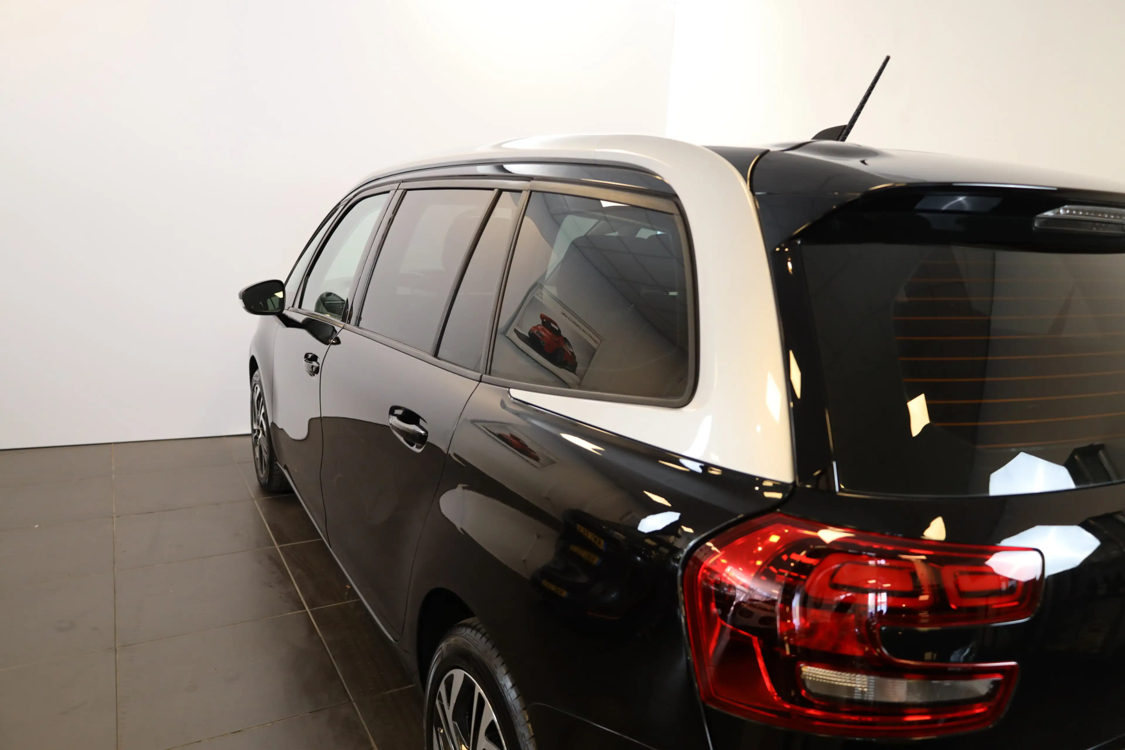 Citroen Grand C4 Picasso PT 130 Business Automaat-8 Camera | Sensoren | Nav — photo 16