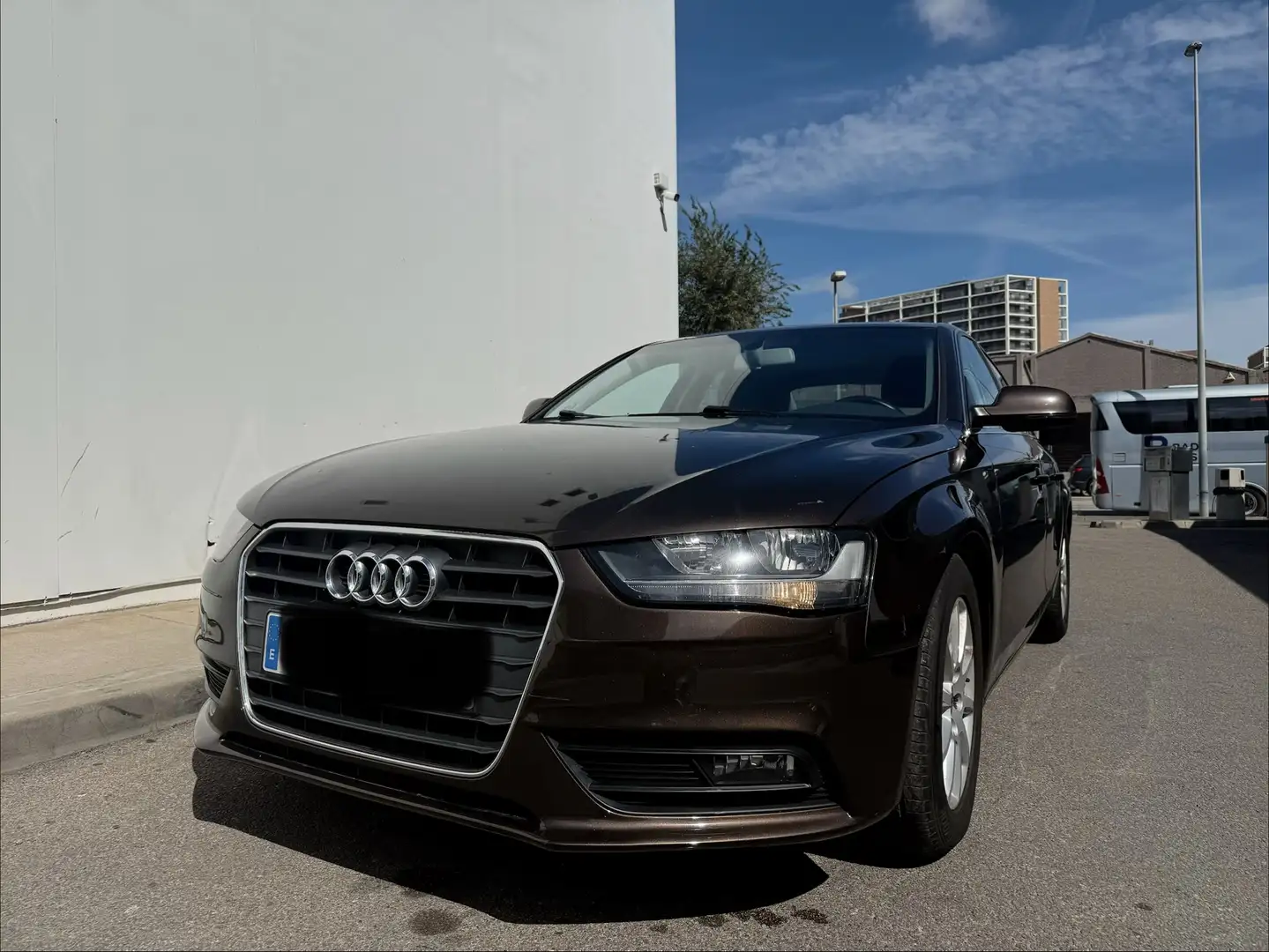Audi A4 2.0TDI quattro DPF 143 - 1