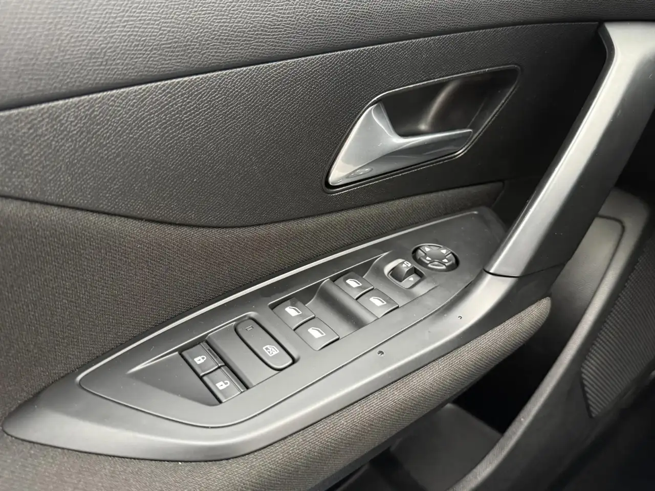 Peugeot 308 SW 1.2 Active Pack Business | Riem is vervangen 27