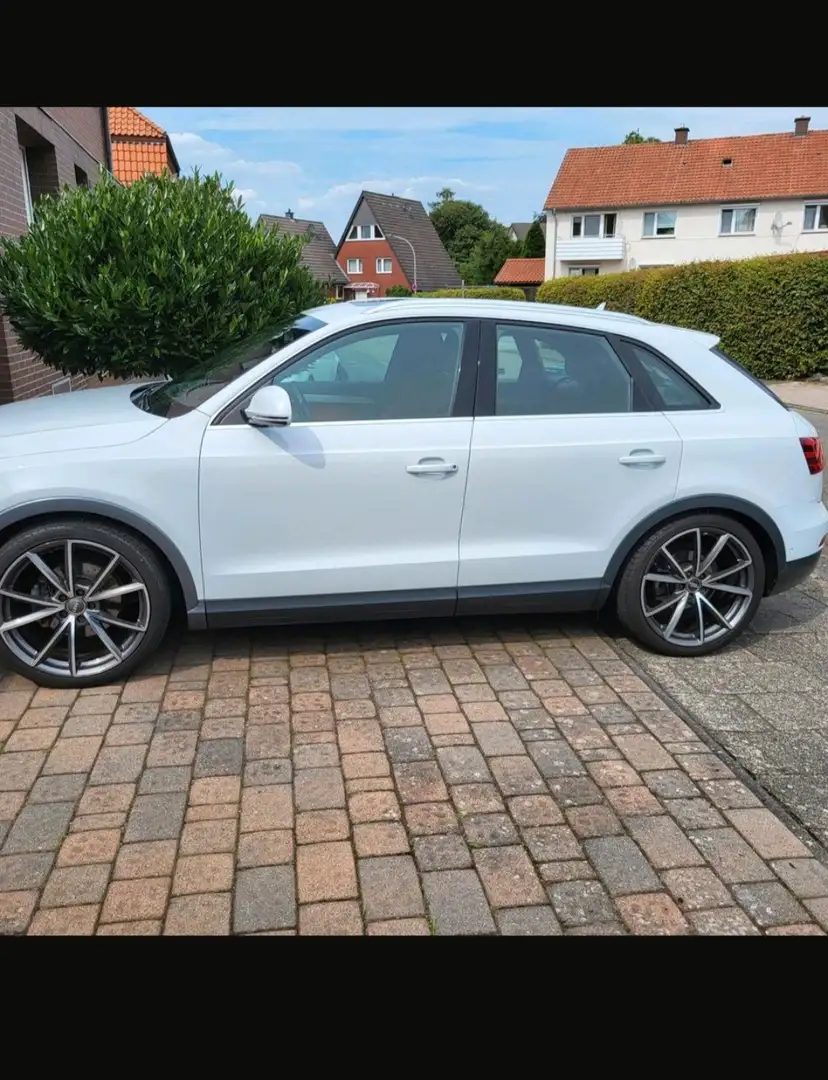 Audi Q3 2.0 TFSI quattro S tronic - 1
