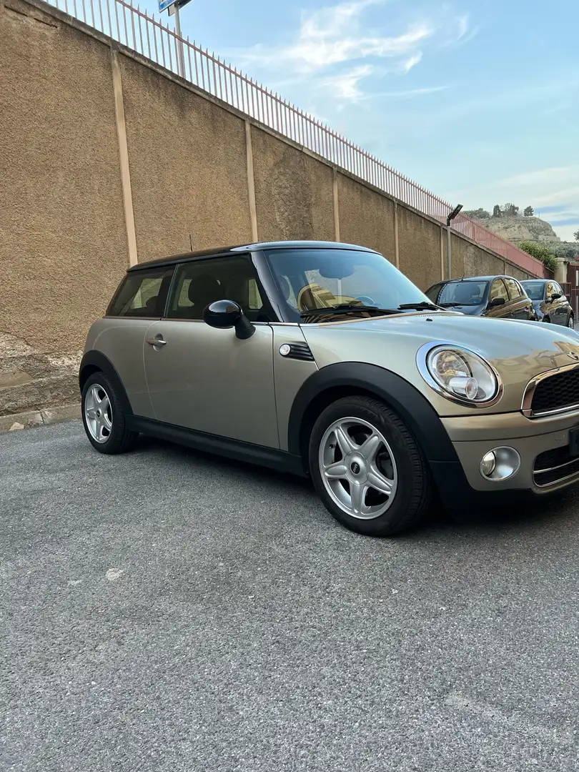 MINI Cooper D 1.6 - 1