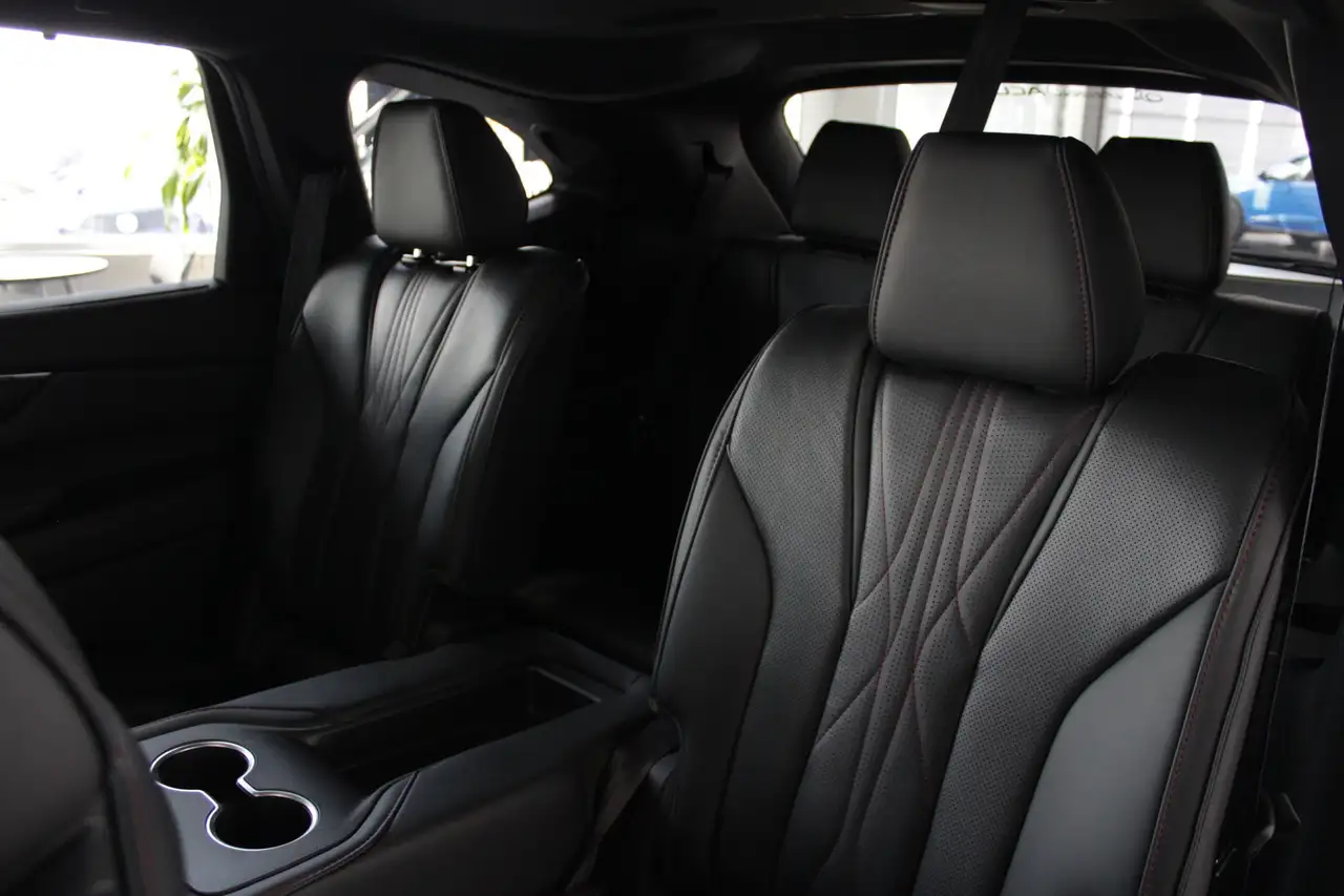 Acura MDX photo Acura MDX