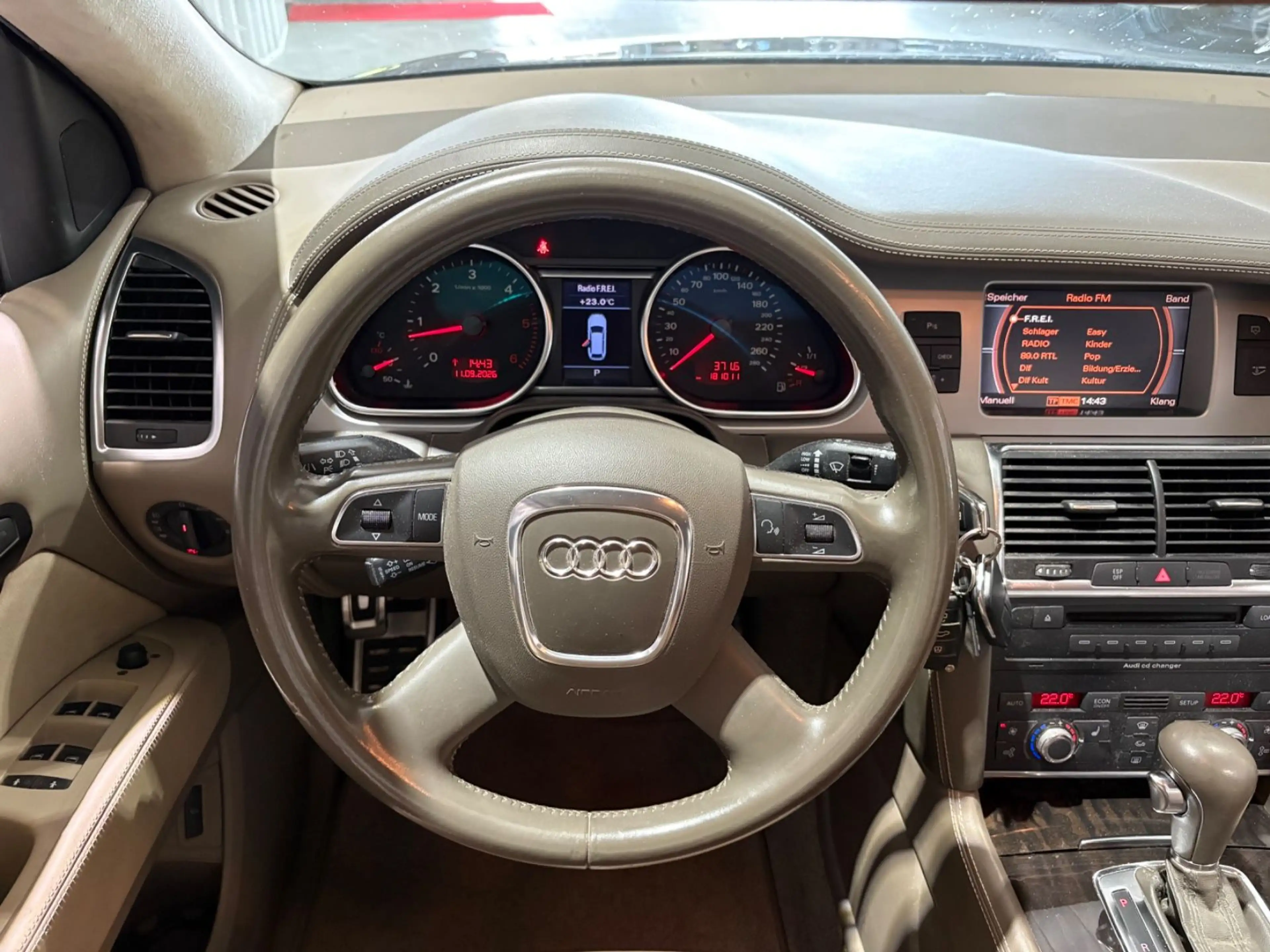 Audi Q7 4.2 TDI quattro 4-Sitzer ! Einzelsitze S-line — photo 12