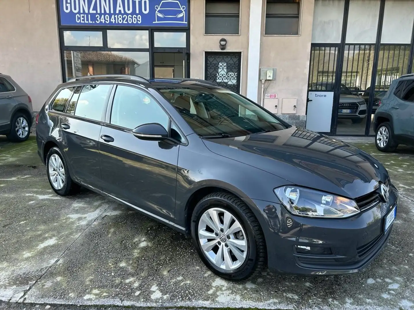 Volkswagen Golf Variant 1.6 TDI 110 CV Comfortline BlueMotion Tech. Gris - 1
