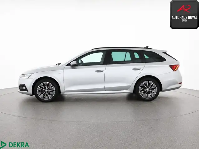 Skoda Octavia view 2