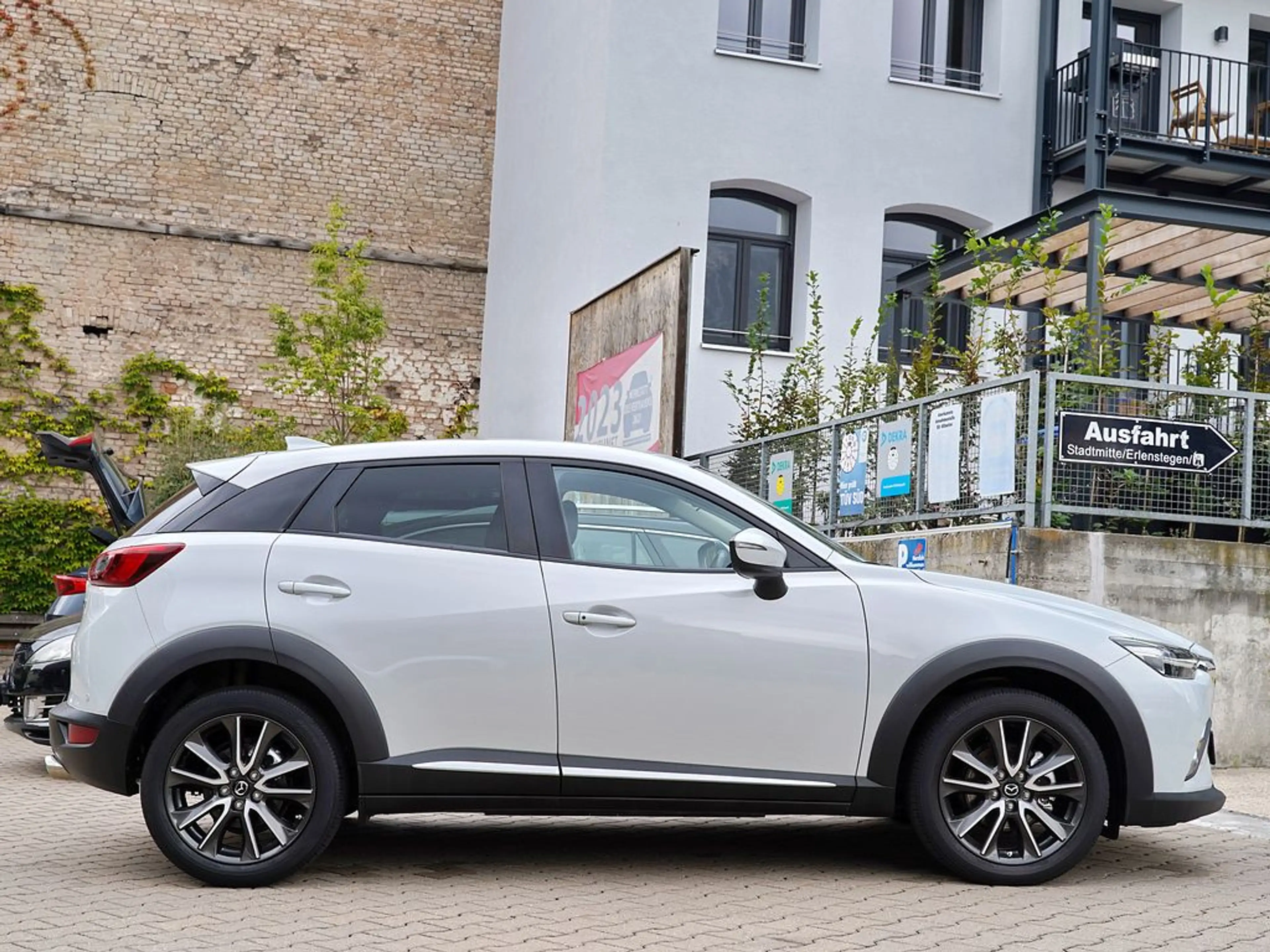Mazda CX-3 2.0 SKYACTIV-G 120 Sports-Line | HUD | LED | NAVI | RFK | SHZ | 18" — photo 2