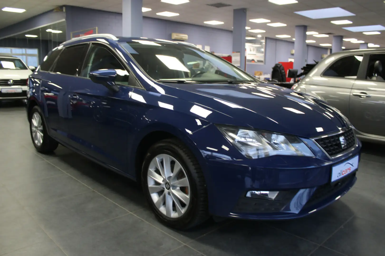 SEAT Leon ST 1.2 TSI Style Bleu - 1