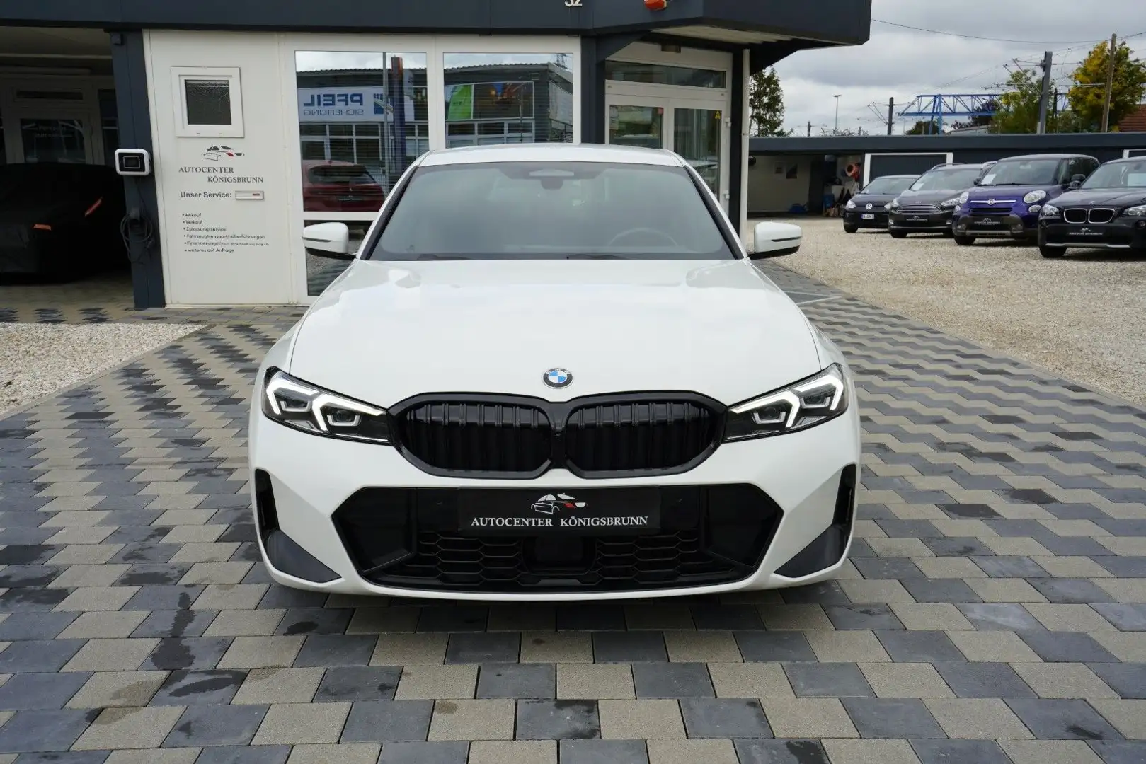 BMW 320 d xDrive Lim.*M-Sport*Kamera*H&K*Standheizung Weiß - 2