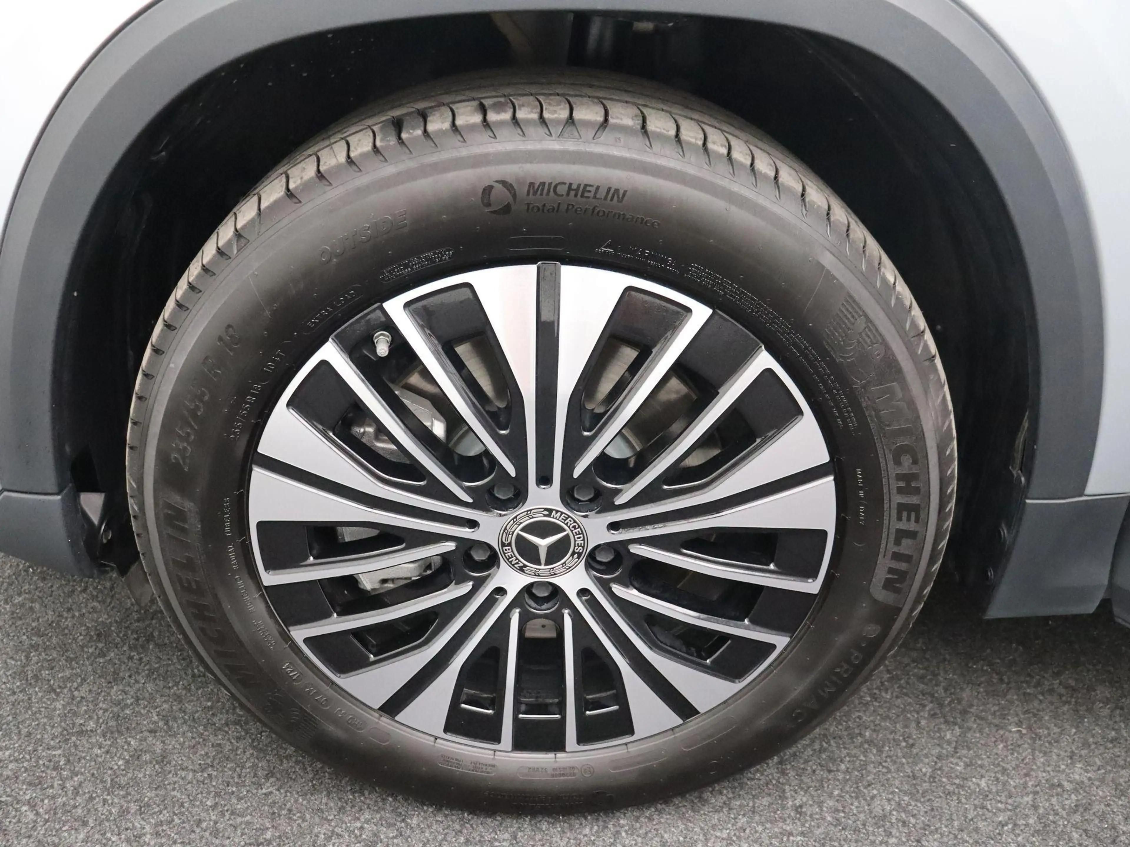 Mercedes-Benz EQA 250 250+ Business Line — photo 7