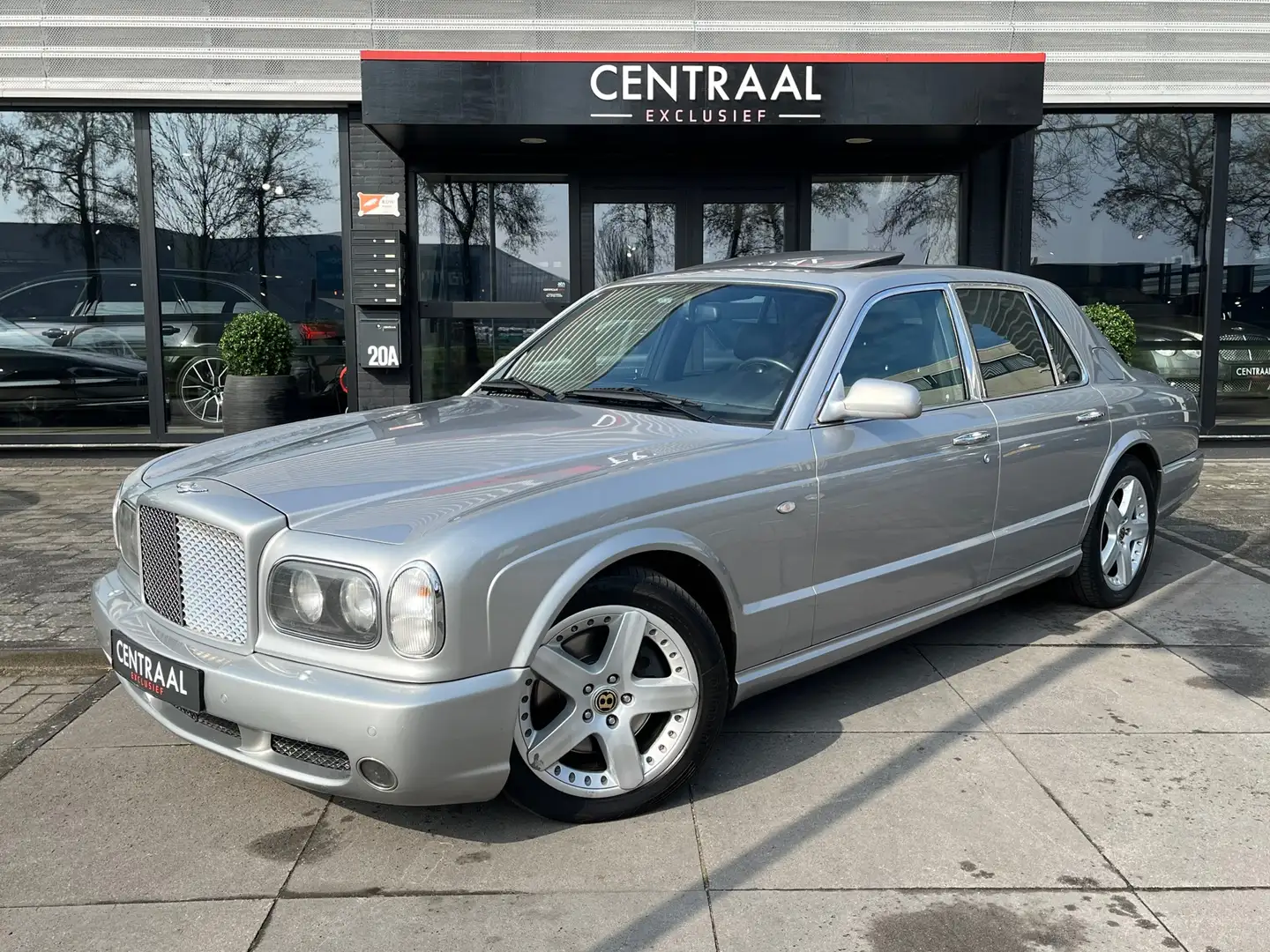 Bentley Arnage 6.8 V8 T 457PK|Schuifdak|Memory|Alpine|Pdc|Cruise Gri - 1