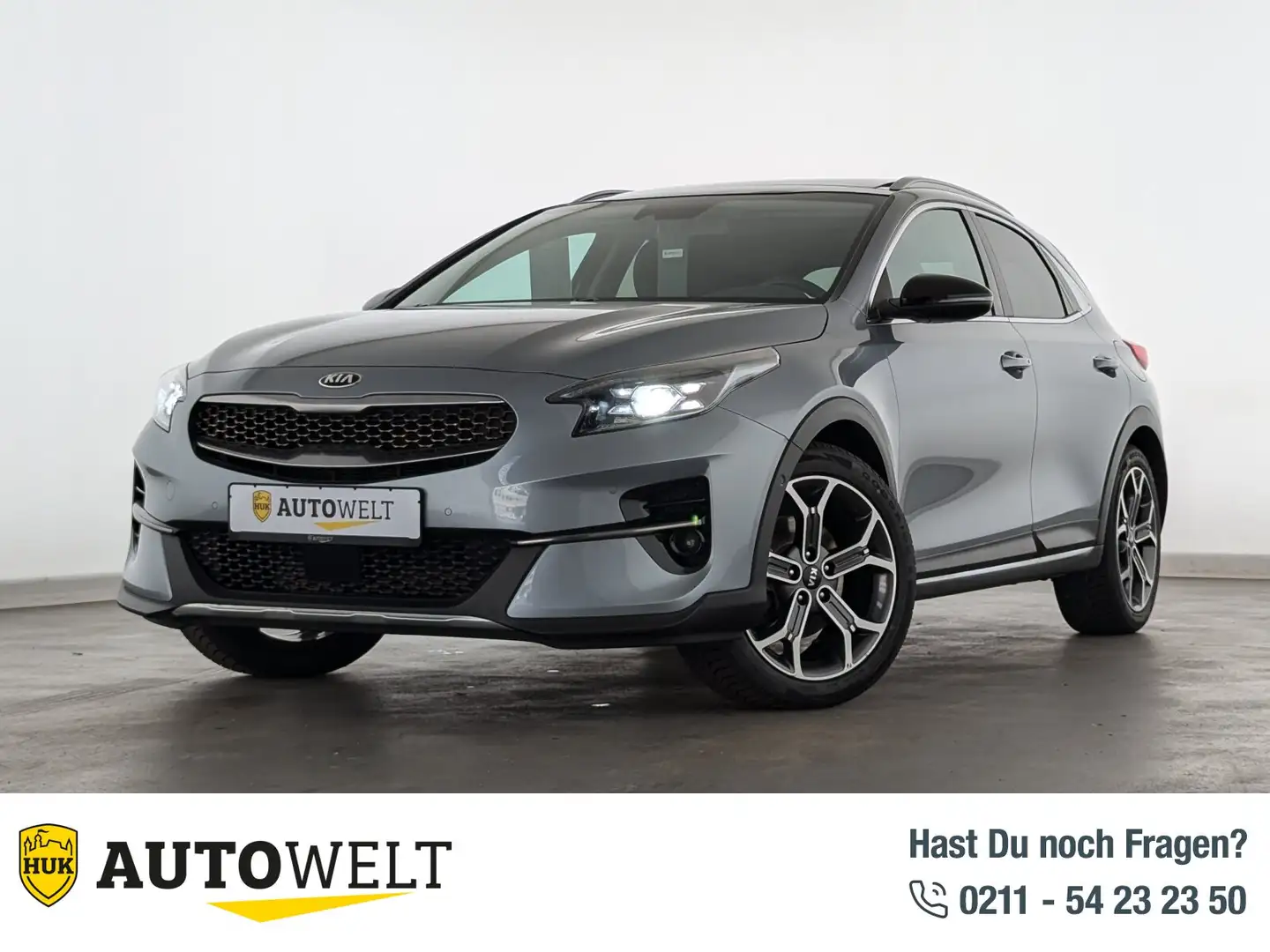 Kia XCeed Xceed 1.5 T-GDI Platinum Edition LEDER+NAVI+AHK+ Silber - 1