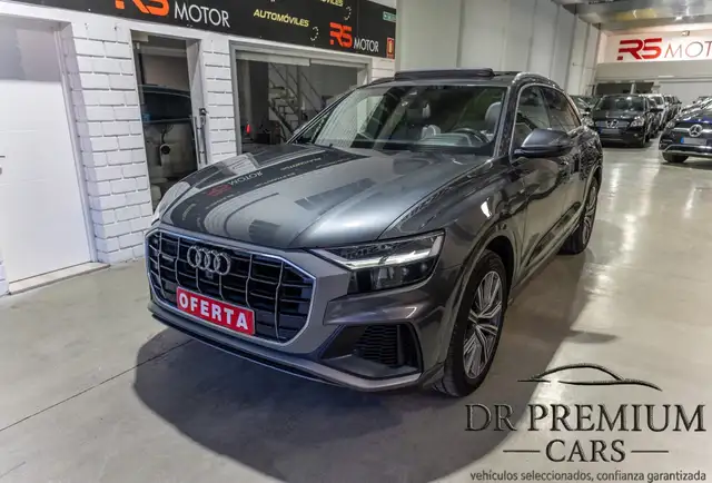 Audi Q8 50 TDI Black line quattro tiptronic
