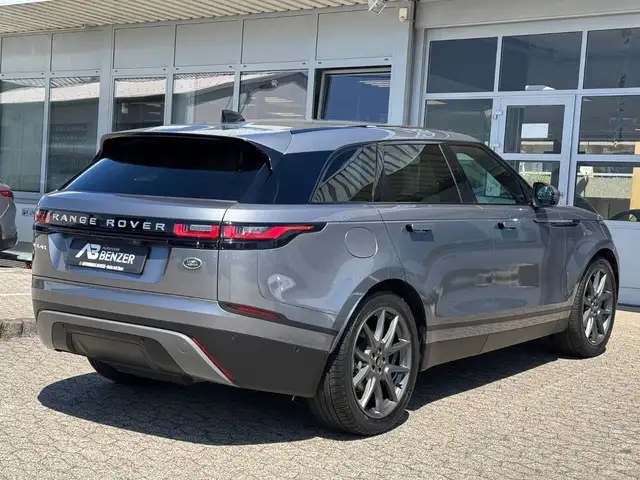 Land Rover Range Rover Velar view 5