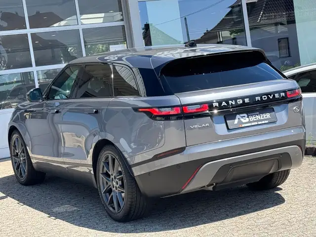 Land Rover Range Rover Velar view 7