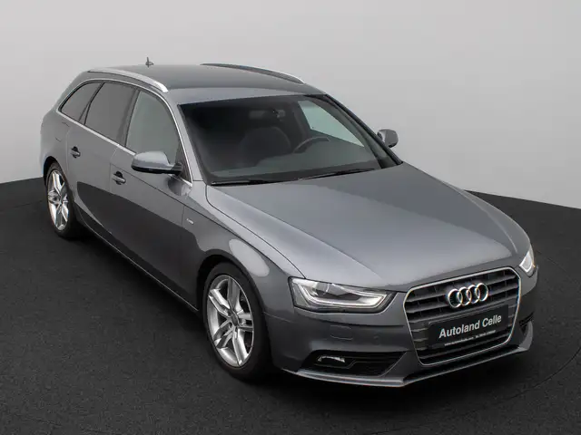Audi A4 view 3