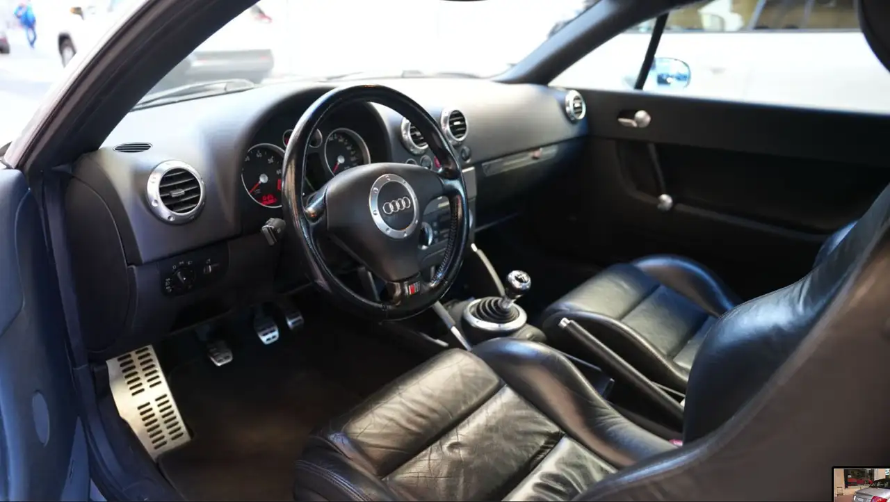 Audi TT 1.8T Quattro, foto 10