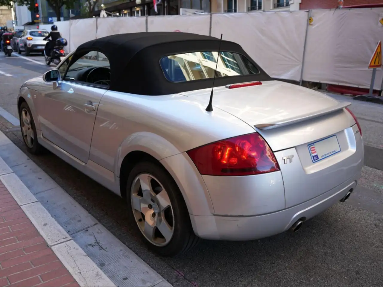Audi TT 1.8T Quattro, foto 8