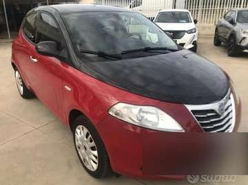 Y 1.2 8v Black