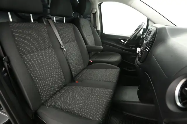 Mercedes-Benz Vito view 10