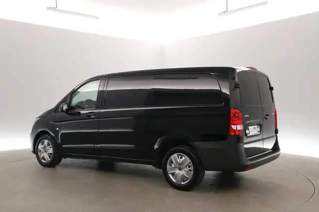 Mercedes-Benz Vito view 4