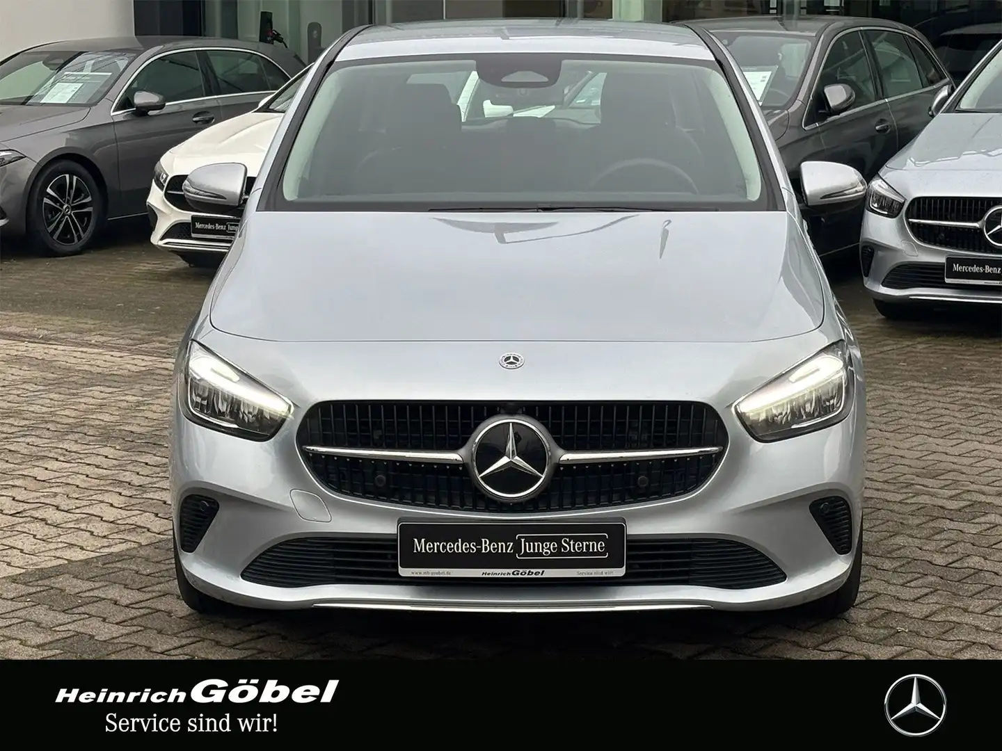 Mercedes-Benz B 180 PROGRESSIVE*TOTWINKEL*KAM*LED*APPLE-CARPLA Silber - 2