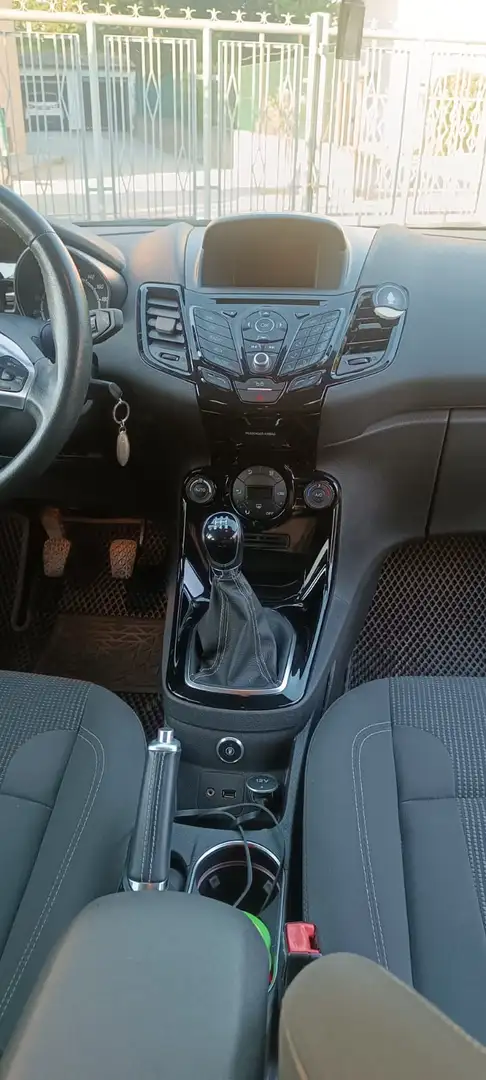 Ford Fiesta Fiesta 5p 1.4 + Gpl Grigio - 1
