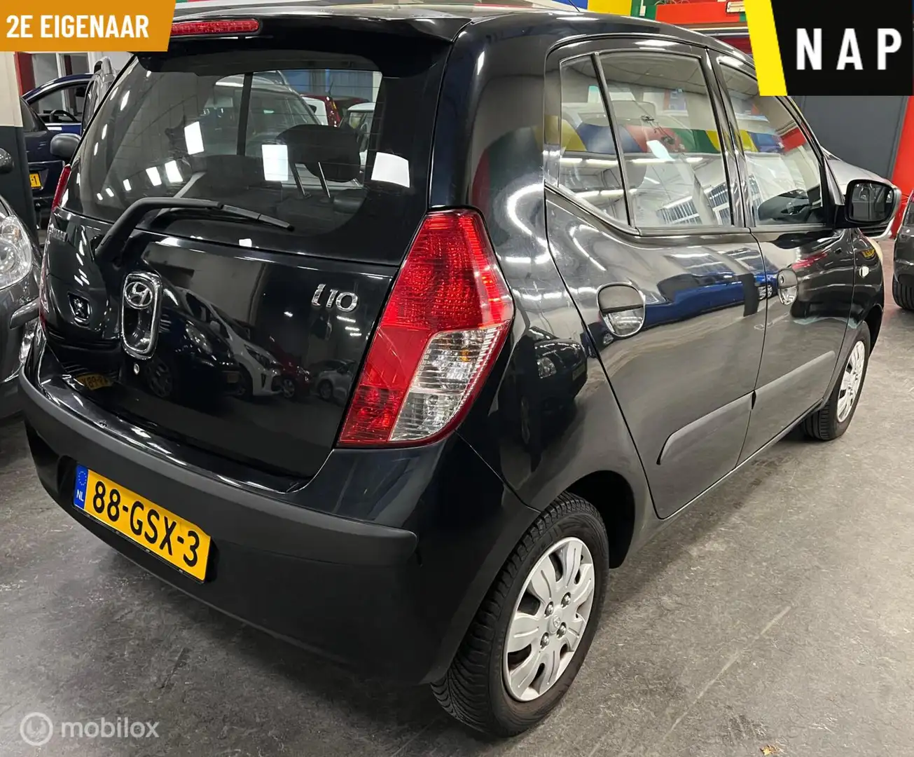 Hyundai i10 1.1 Active Cool NAP - 2e Eigenaar - Airco Zwart - 2