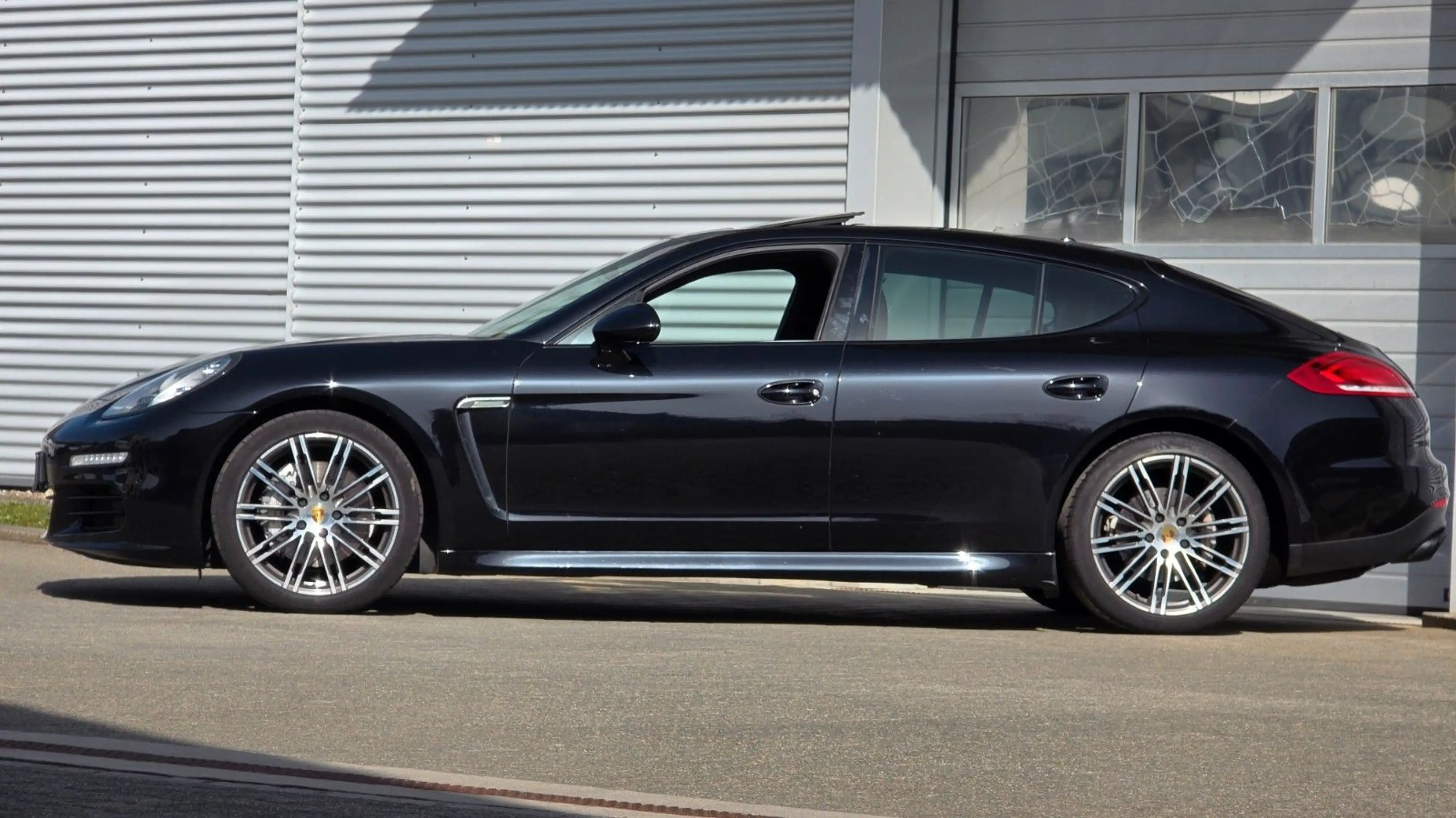 Porsche Panamera 4S  EGSD Bose Bi-Xenon Totwinkel — photo 7