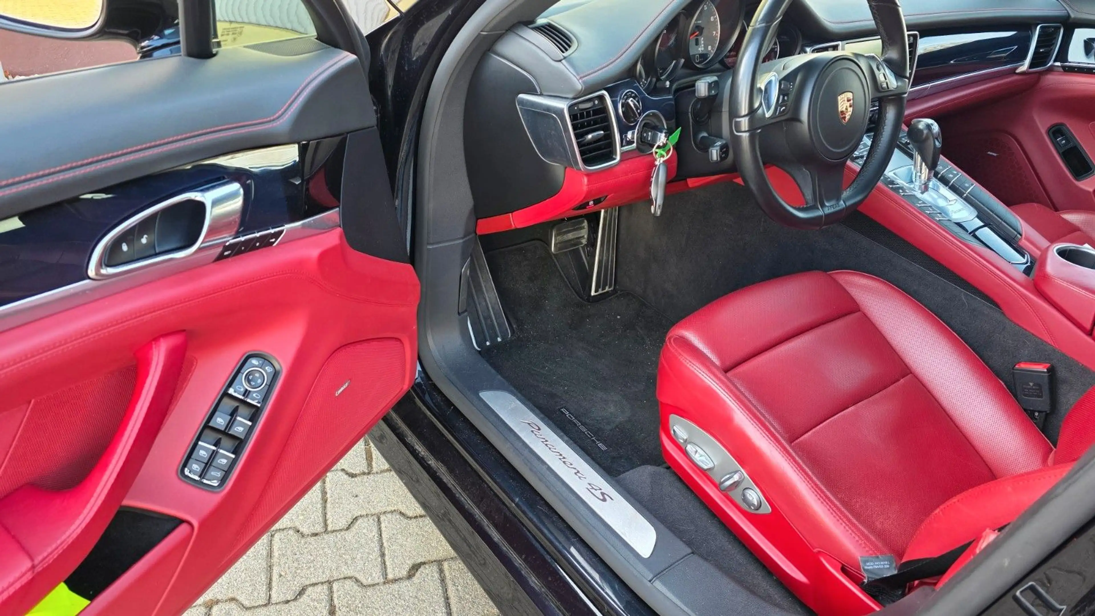 Porsche Panamera 4S  EGSD Bose Bi-Xenon Totwinkel — photo 14