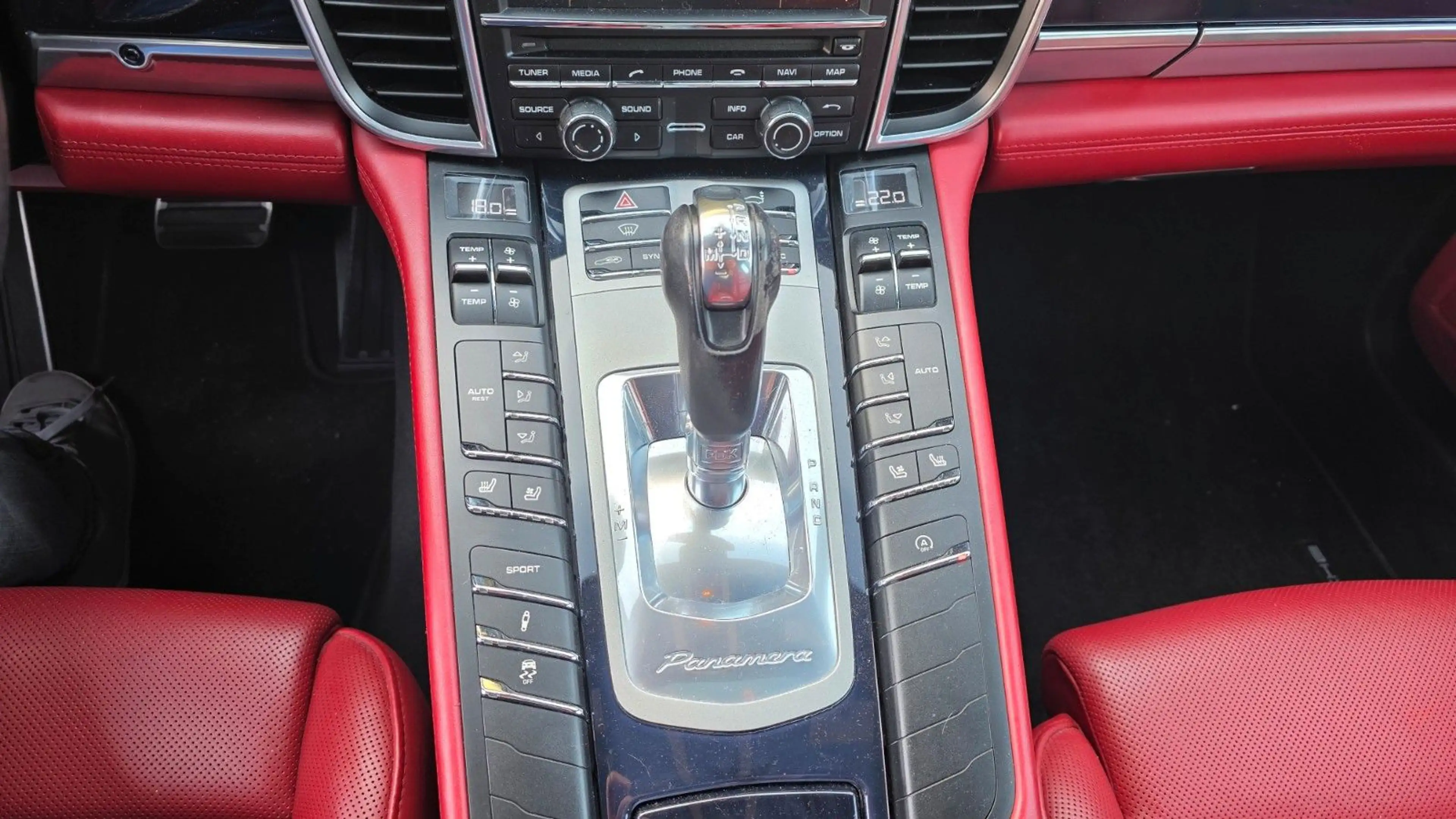 Porsche Panamera 4S  EGSD Bose Bi-Xenon Totwinkel — photo 8