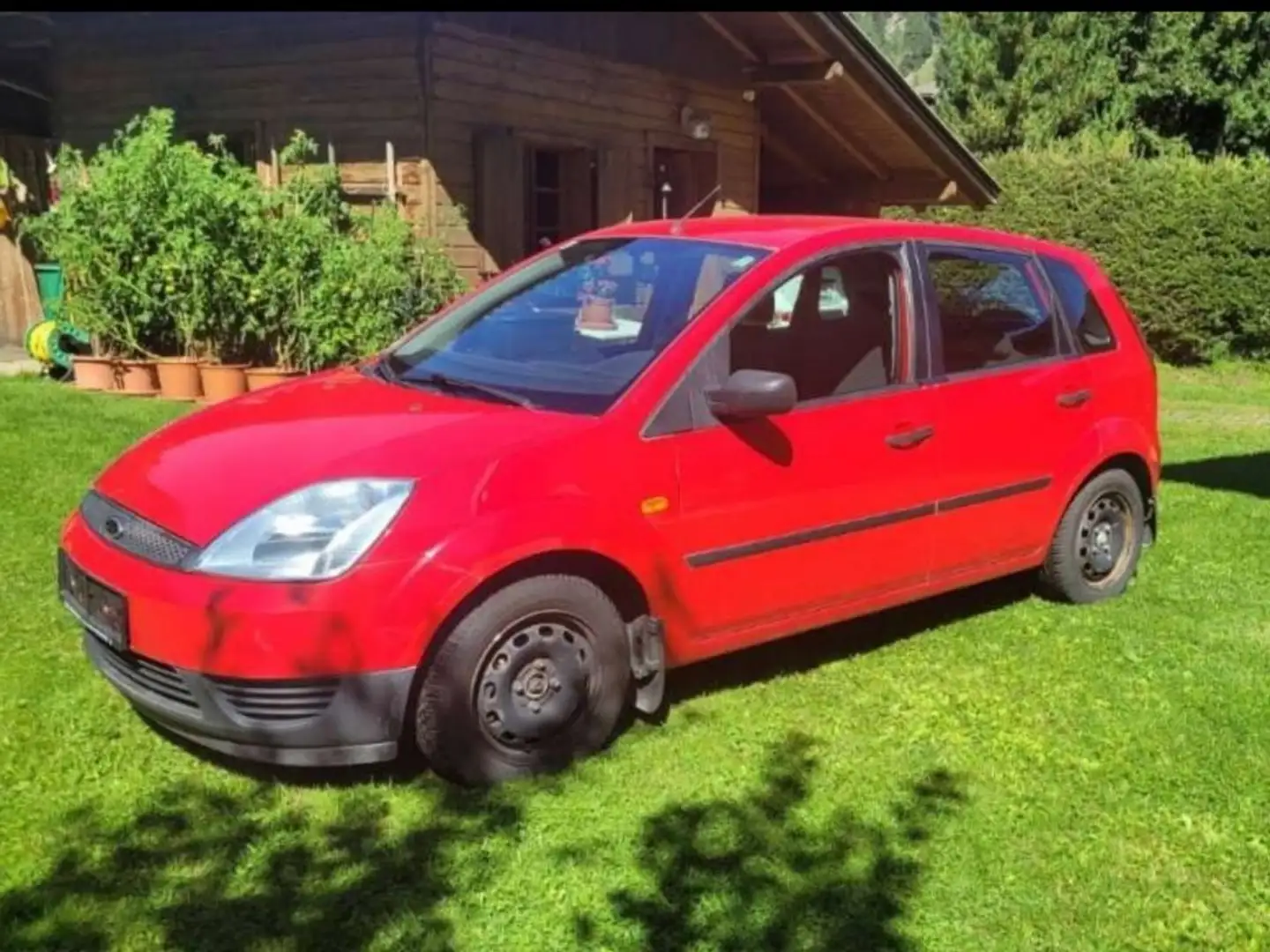 Ford Fiesta Ambiente 1,3 8V Rot - 1