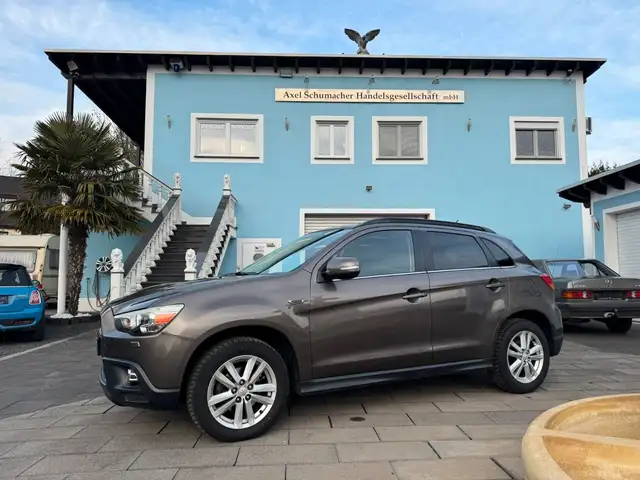 Mitsubishi ASX Intense 2WD aus 1.Hand mit Scheckheft