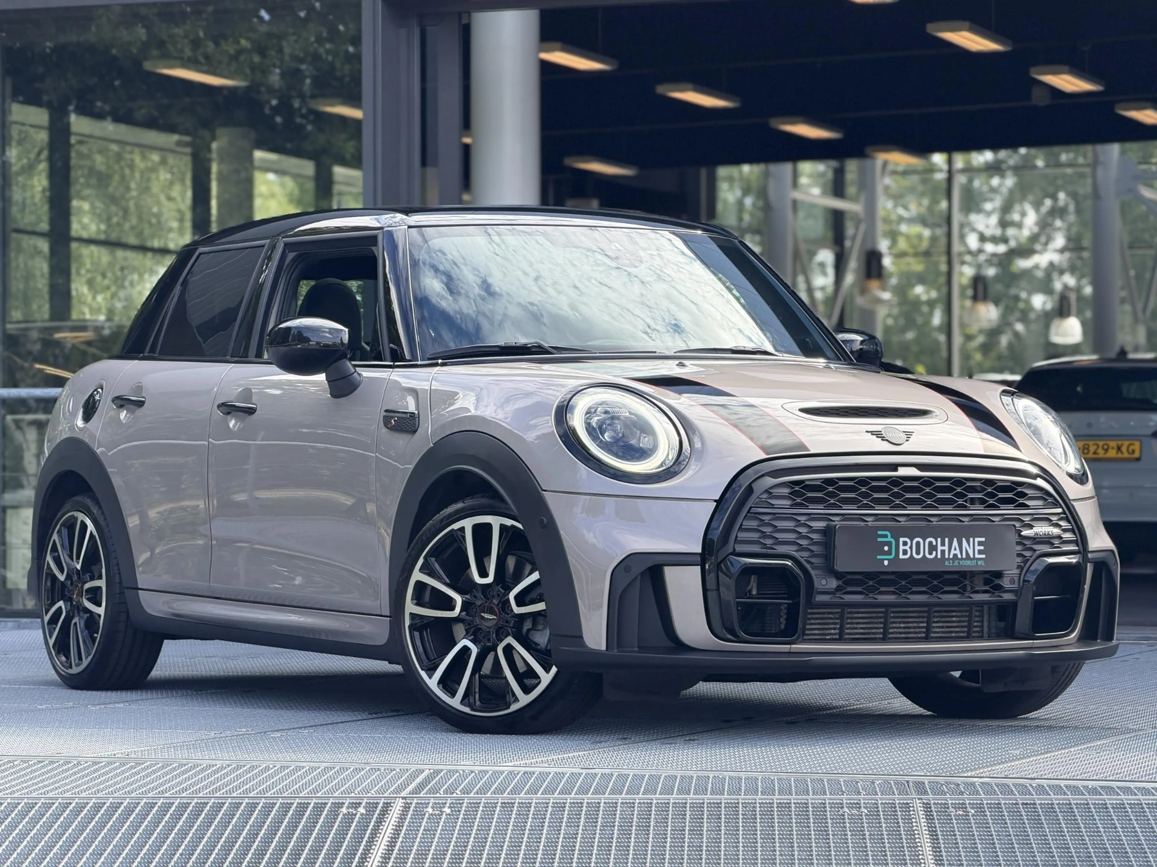 MINI Cooper S 5-Deurs 2.0 John Cooper Works Automaat 178PK | Pan — photo 4