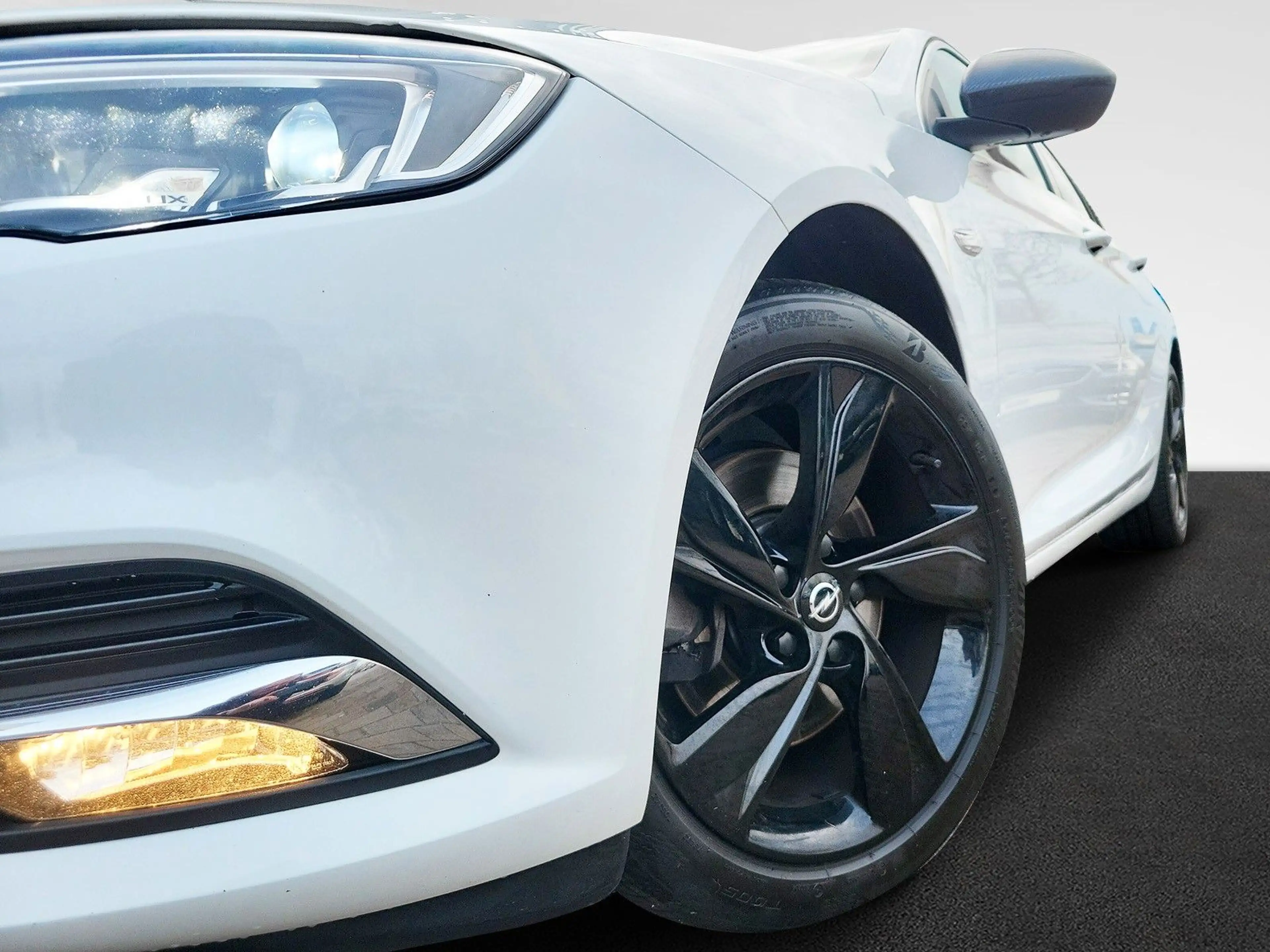 Opel Insignia B 2.0T "Grand Sport" Premium Exclusive — photo 3