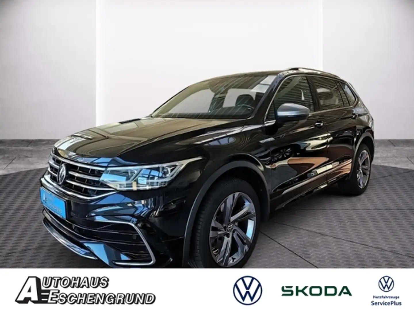 Volkswagen Tiguan Allspace 2.0 TDI 4M DSG R-Line PANO MATRIX AHK 19LM APP-CO Schwarz - 1