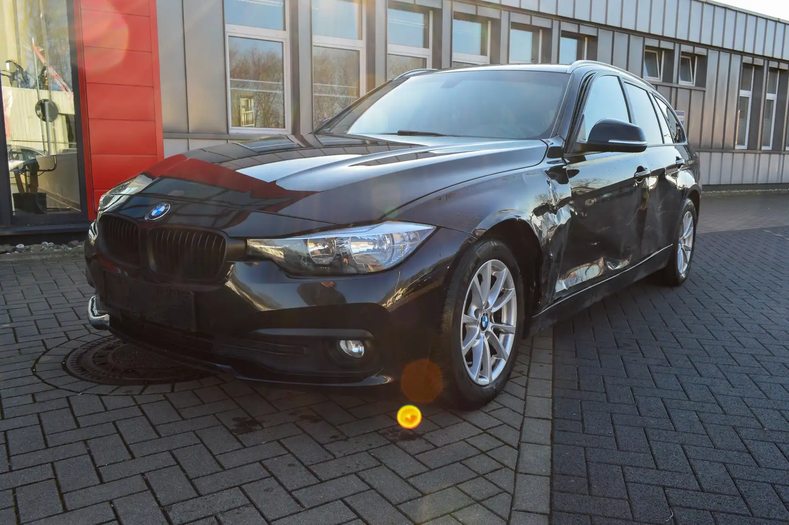 BMW 320 Modell Advantage Touring (F31)*Klima*Schalter* Schwarz - 1