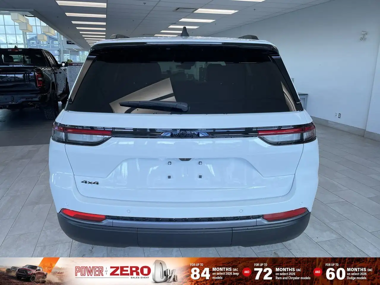 Jeep Grand Cherokee снимка Jeep Grand Cherokee
