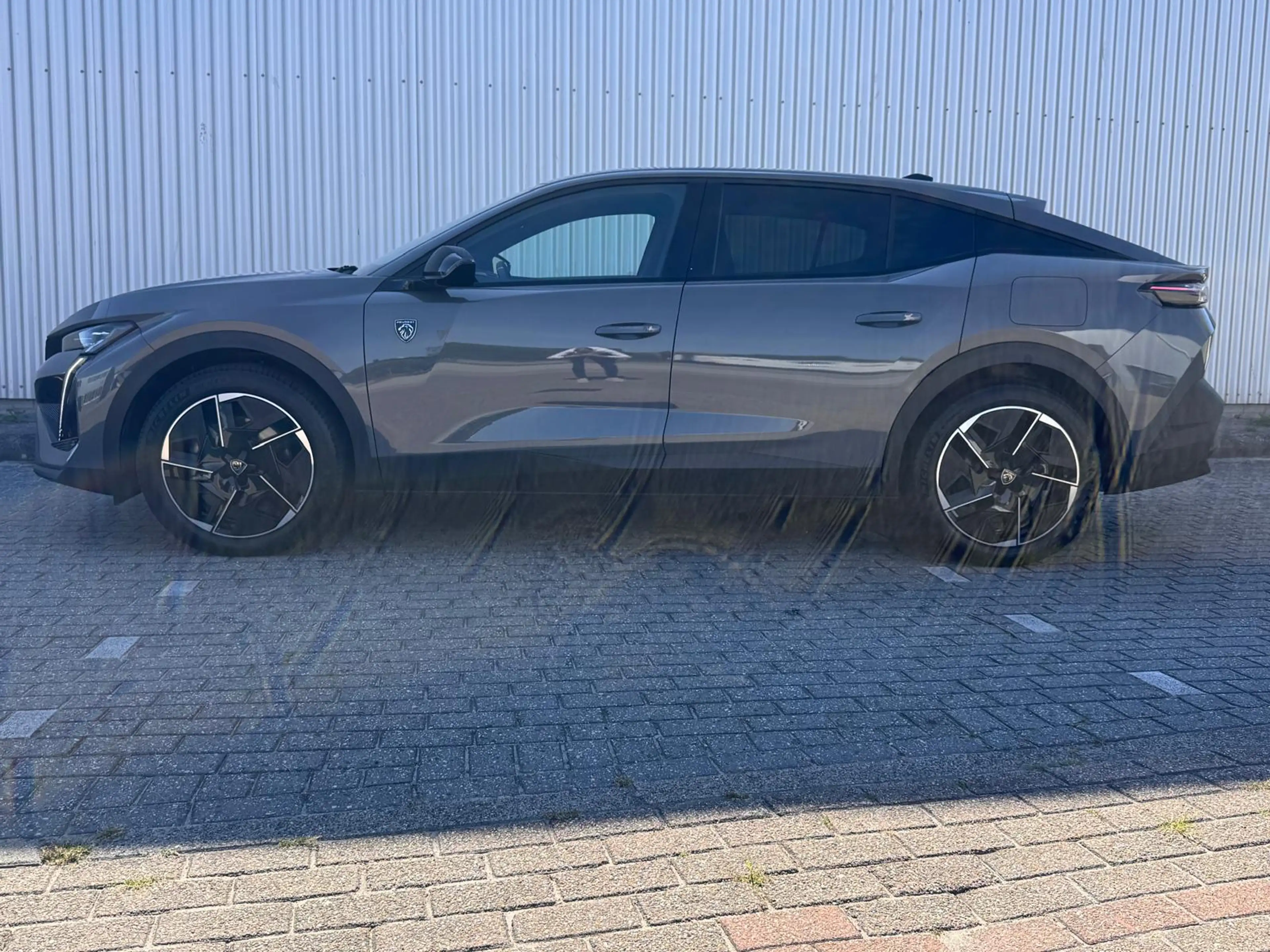 Peugeot 408 1.6 HYbrid GT | Automaat | Alcantara | Camera Voor — photo 2