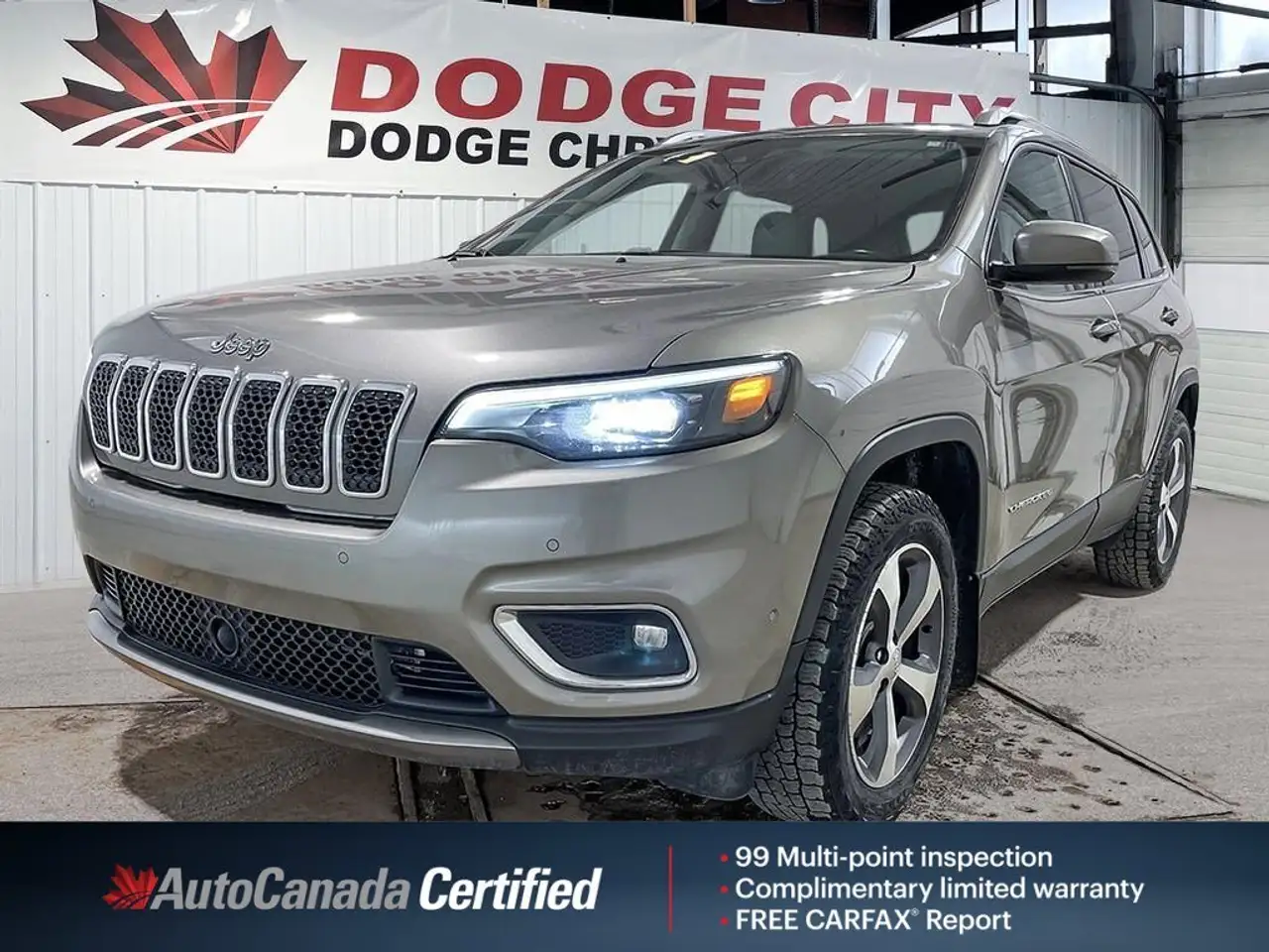 Jeep Cherokee снимка Jeep Cherokee