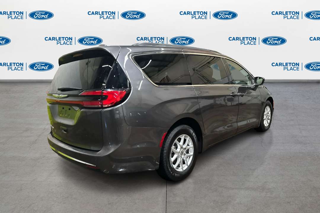2022 Chrysler Pacifica