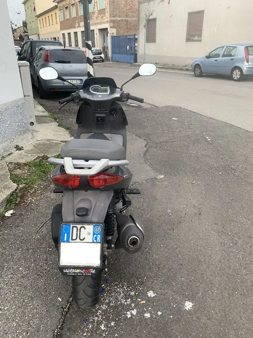 Aprilia Sportcity 125 Grijs - 2