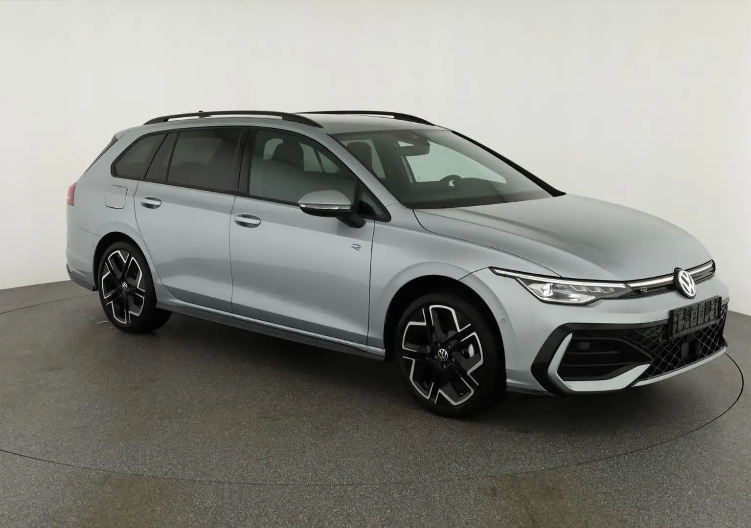 Volkswagen Golf Variant 1.5 TSI 110 kW R-Line VIII R-LINE, AHK, easyOpe... Silber - 1