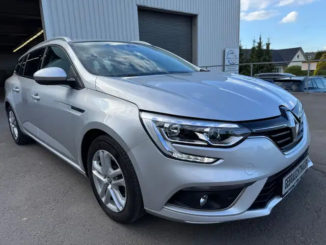 Renault Megane IV Grandtour Business nur 24000 km 1 Hand