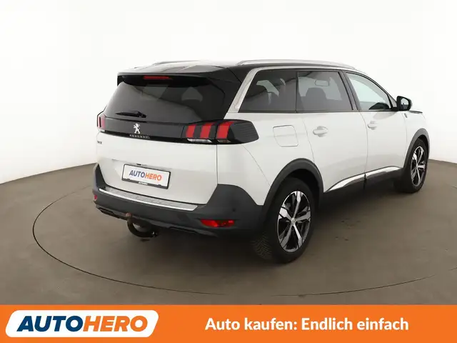 Peugeot 5008 view 6