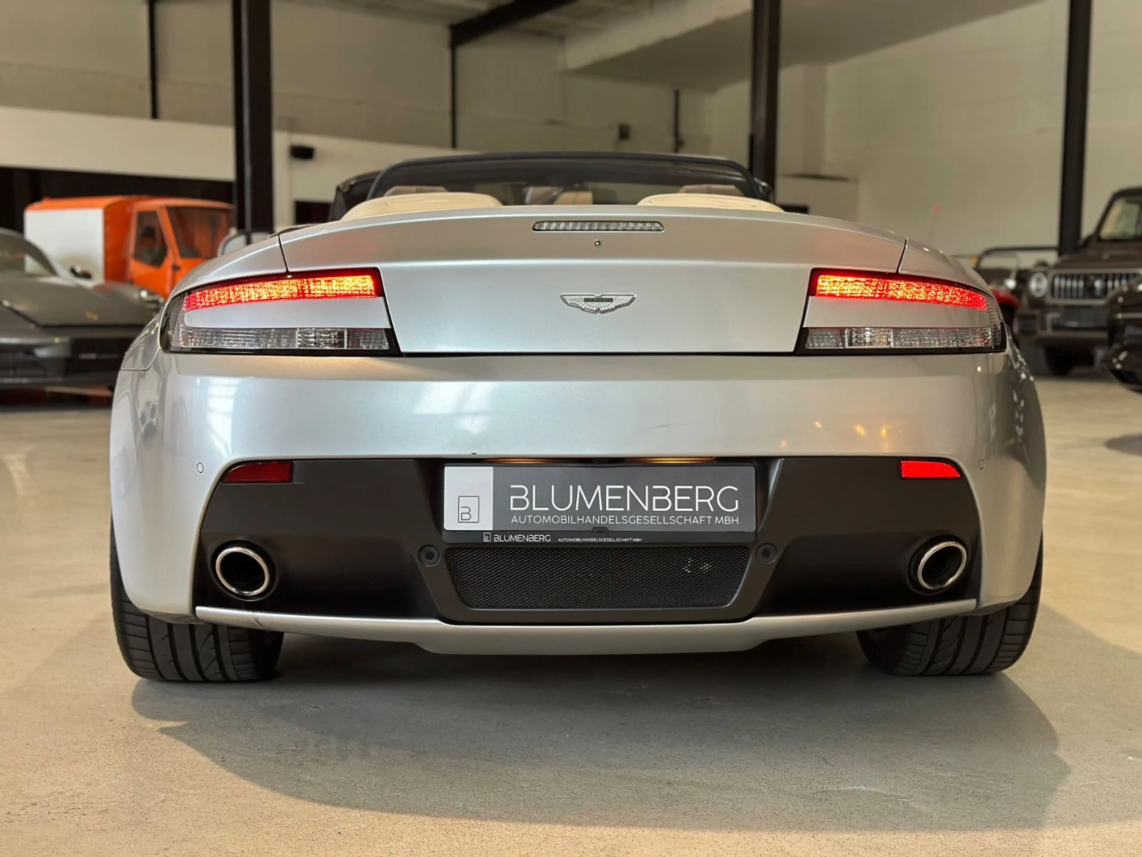 Aston Martin V8 Roadster 4.7l Sportshift * — photo 6